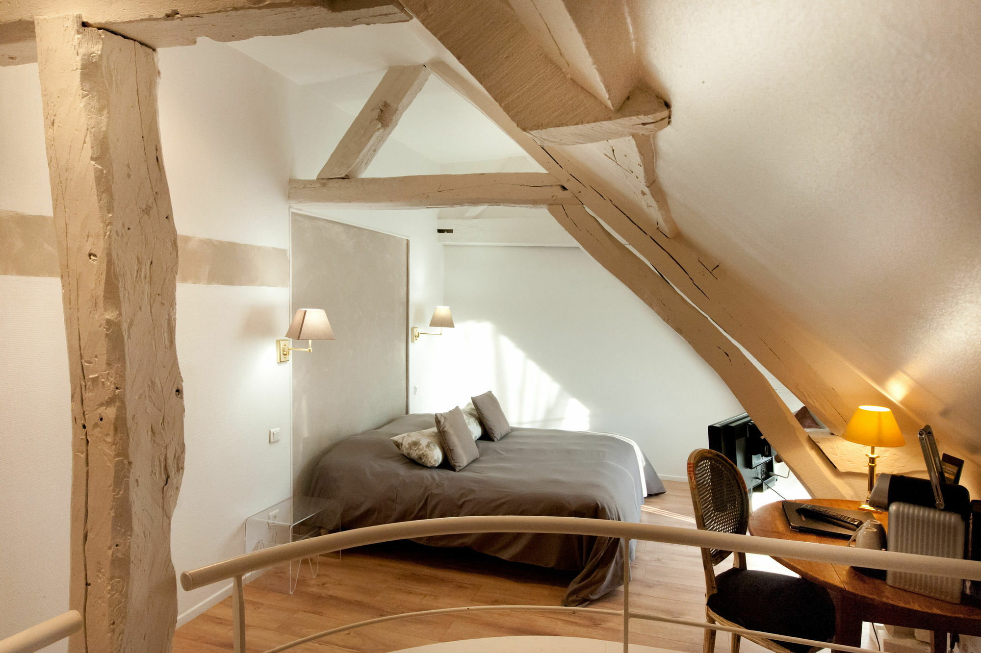 Hotel Le Prieure Et La Residence Amiens Zewnętrze zdjęcie
